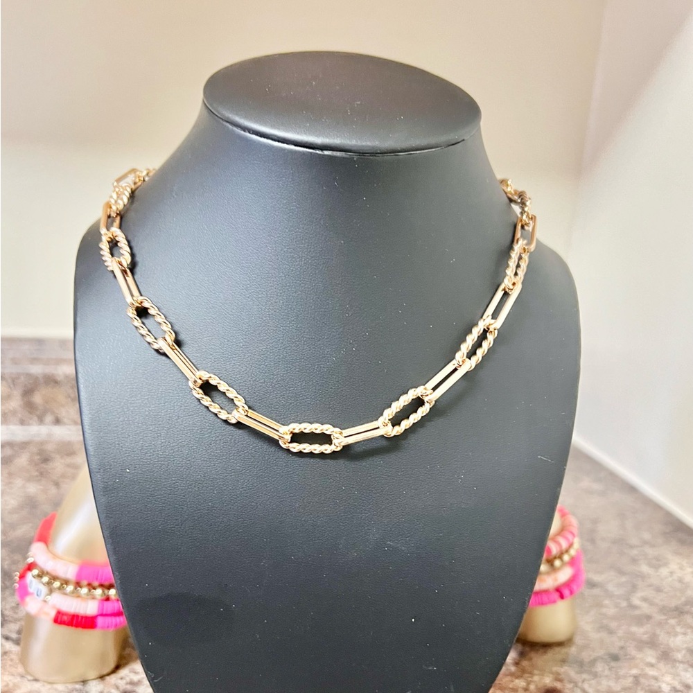 NWT Loft Elegant Gold Chain Necklace